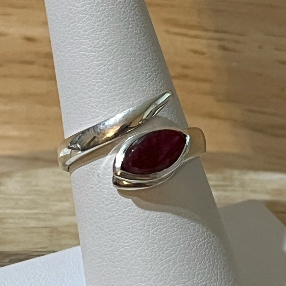 925 Solid Sterling Silver Bypass Style Garnet Gem… - image 7